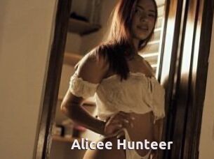 Alicee_Hunteer