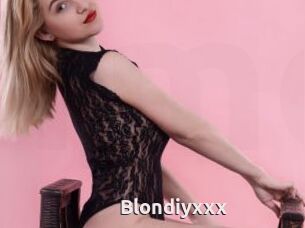 Blondiyxxx