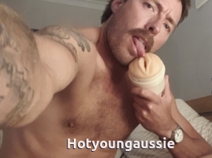 Hotyoungaussie