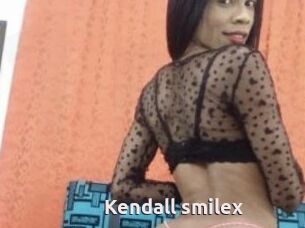 Kendall_smilex