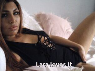 Lara_loves_it