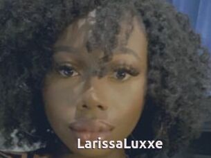 LarissaLuxxe