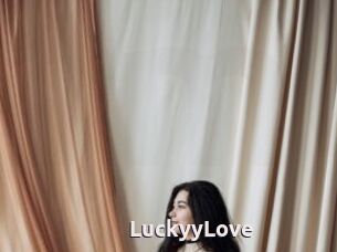 LuckyyLove