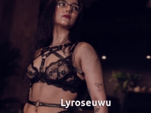 Lyroseuwu