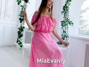 MiaEvanly
