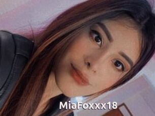 MiaFoxxx18