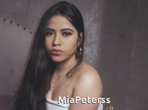 MiaPeterss