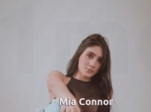 Mia_Connor