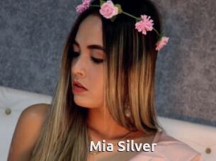 Mia_Silver