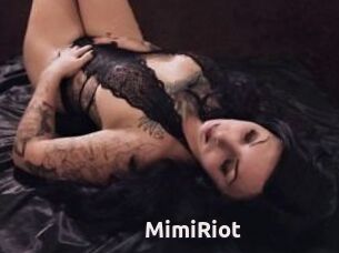 Mimi_Riot