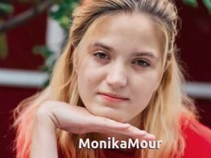MonikaMour