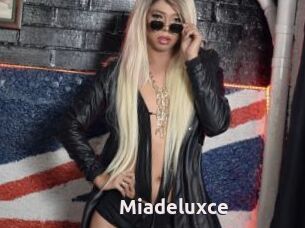 Miadeluxce