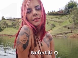 Nefertiti_Q