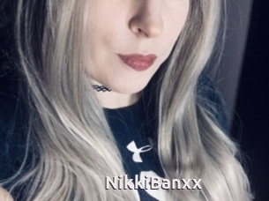 NikkiBanxx