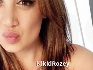Nikki_Rozey