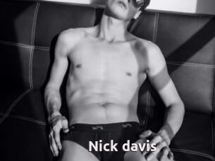 Nick_davis