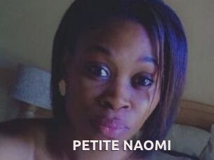 PETITE_NAOMI