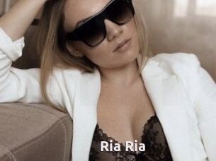 Ria_Ria