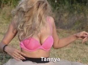 Tannya_