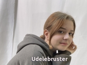 Udelebruster
